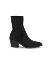 ANKLE BOOT WITH TIGHT LEG